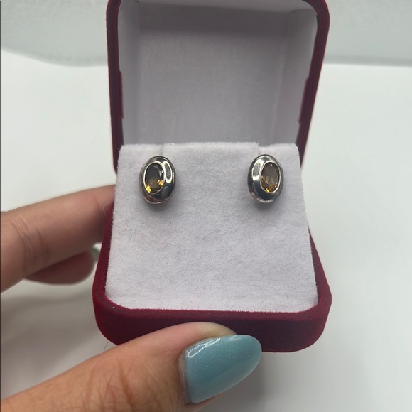 Jewelry - Elegant yellow genuine‎ citrine estate Silver stamped Stud Earrings